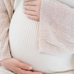 作为完整的硬🖨🥦件到软件栈的一💐🕹部分，IQ1🐺✍0旨在加速家用、🌡那个国家可以代孕